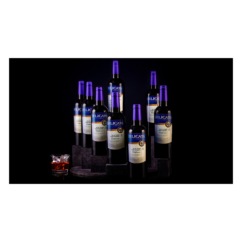 Lotus Multiplying Wine Bottles by Tora Magic - Trick wwww.magiedirecte.com