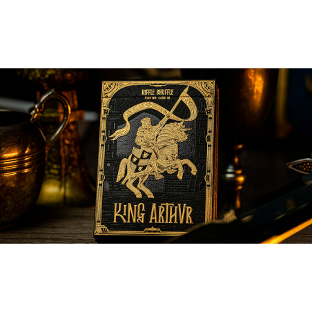 King Arthur Golden Knight (Foiled Edition) Playing Cards by Riffle Shuffle wwww.magiedirecte.com