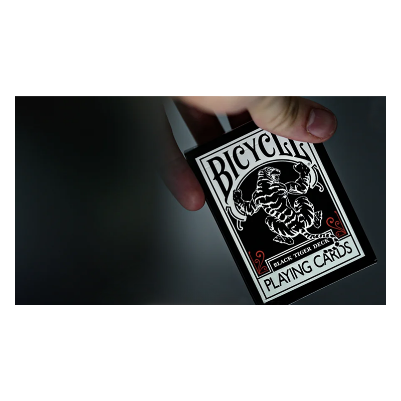 Bicycle Black Tiger Red Playing Cards wwww.magiedirecte.com