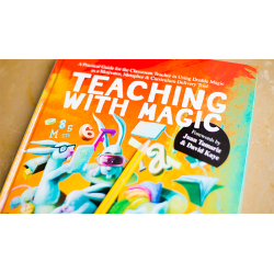 Teaching With Magic by Xuxo Ruiz - Book wwww.magiedirecte.com