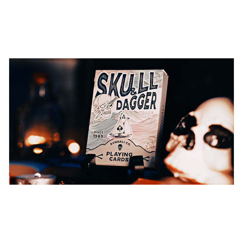 SVNGALI 06: Skull and Dagger Playing Cards wwww.magiedirecte.com