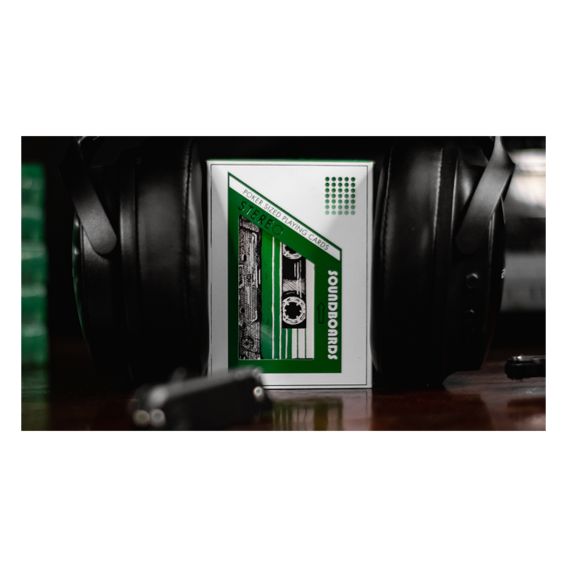 Soundboards V4 Green Edition Playing Cards by Riffle Shuffle wwww.magiedirecte.com