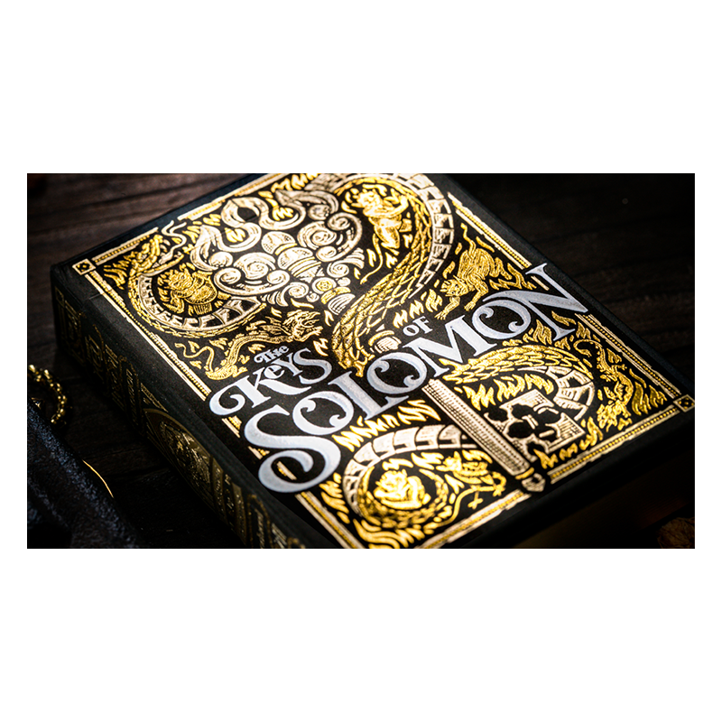 The Keys of Solomon: Golden Grimoire Playing Cards by Riffle Shuffle wwww.magiedirecte.com