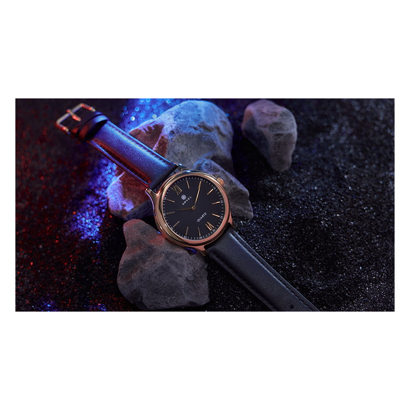 IARVEL WATCH (Gold Watchcase Black Dial) by Iarvel Magic and Bluether Magic wwww.magiedirecte.com