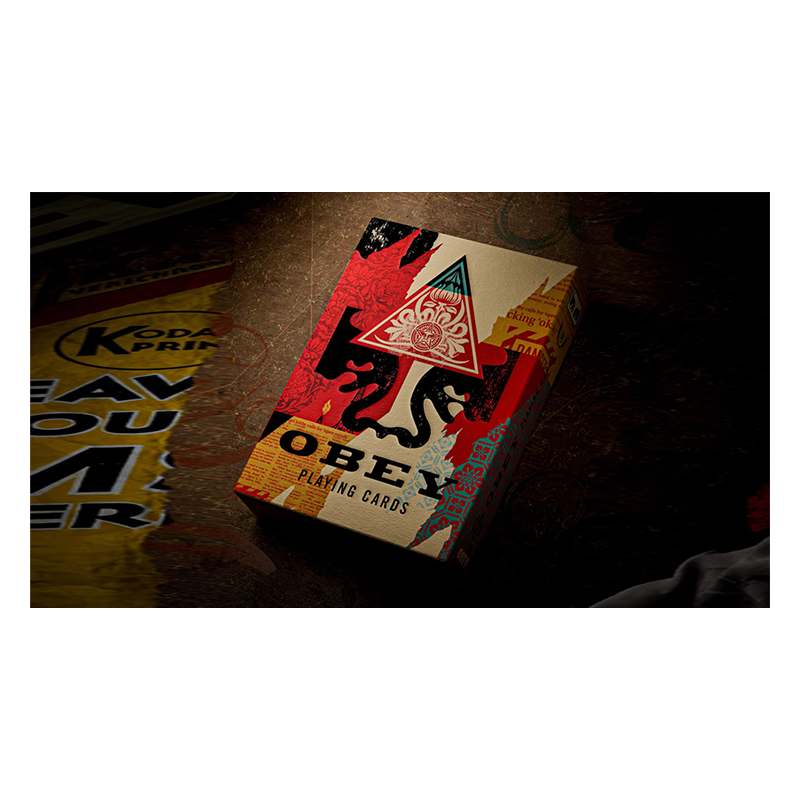 Obey Collage Edition Playing Cards by theory11 wwww.magiedirecte.com