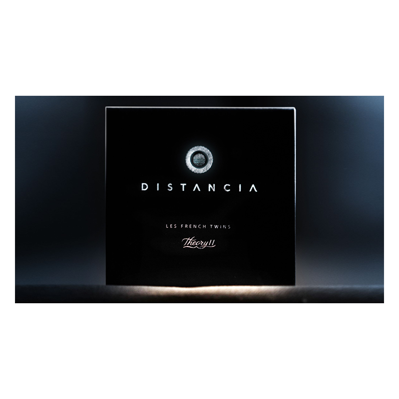Distancia (Half Dollar) - Les French Twins wwww.magiedirecte.com