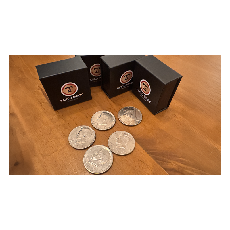 Expanded Shell Half Dollar (plus 4 Regular Coins) -Tango Magic wwww.magiedirecte.com