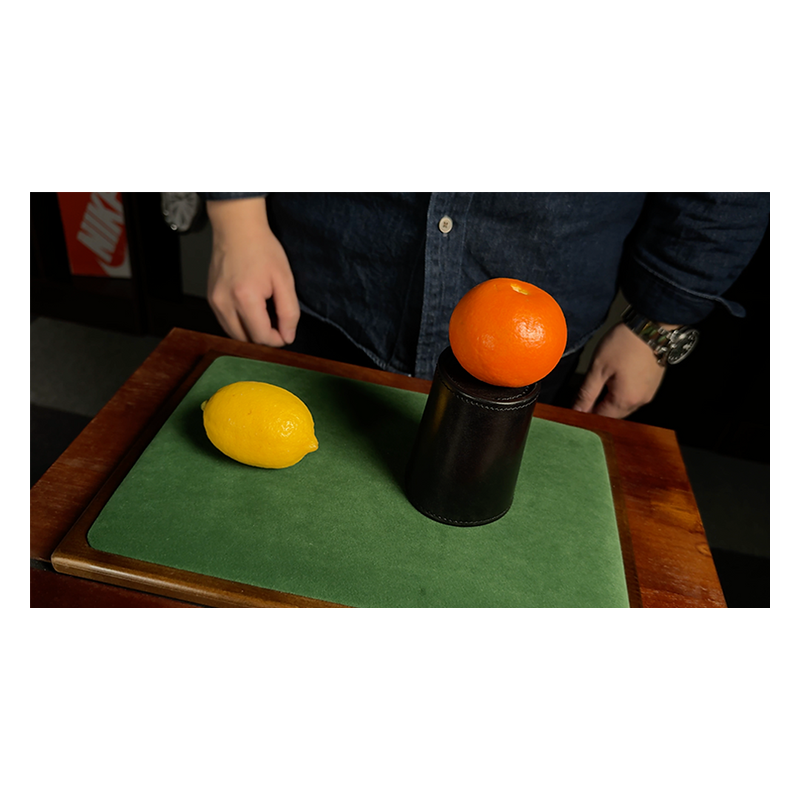 MS Leather Chop Cup by Bond Lee & MS Magic (Black) wwww.magiedirecte.com