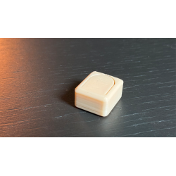 Trinity - Mark Lemon wwww.magiedirecte.com