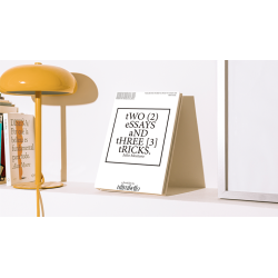 tWO (2) eSSAYS aND tHREE [3] tRICKS. by Julio Montoro (English) wwww.magiedirecte.com