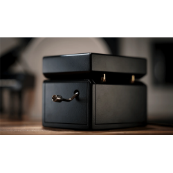 Music Box by Colin Underwood and TCC Magic wwww.magiedirecte.com