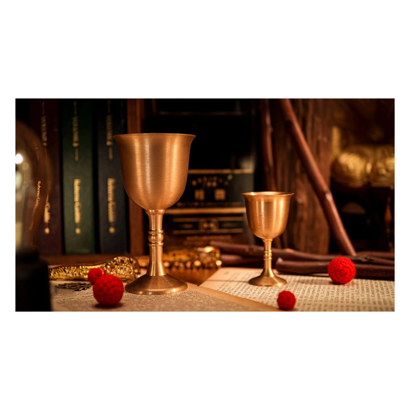 Tinkling Cup (Standard) by Terry Chou and TCC wwww.magiedirecte.com