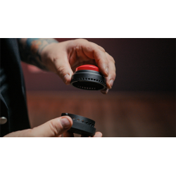 JoÃ£o Miranda Magic presents The Button by Chris James featuring Craig Petty wwww.magiedirecte.com