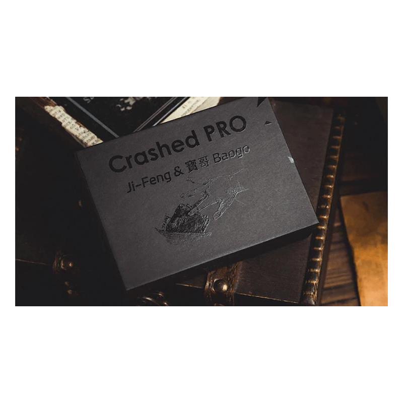 Crashed PRO by Ji-Feng, Baogo & Bacon Magic wwww.magiedirecte.com