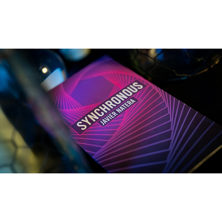 Synchronous by Javier Natera wwww.magiedirecte.com