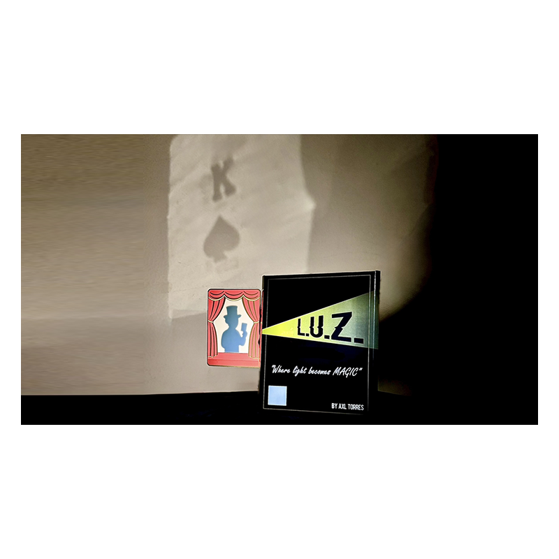 L.U.Z. by Axl Torres and Playtime Magic wwww.magiedirecte.com