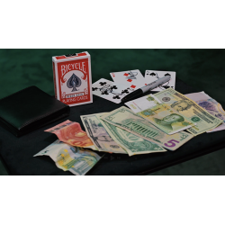 Divisa by Adrian Vega wwww.magiedirecte.com