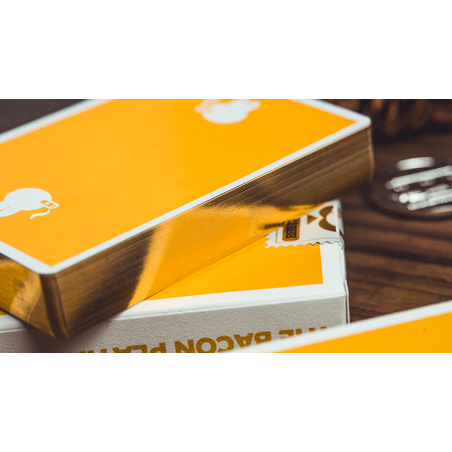 Gilded Milk Casino Deck (Gold) by Bacon Playing Card Company wwww.magiedirecte.com
