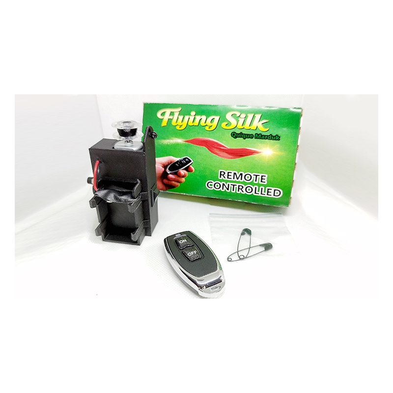 Remote Control Flying Silk by Quique Marduk wwww.magiedirecte.com