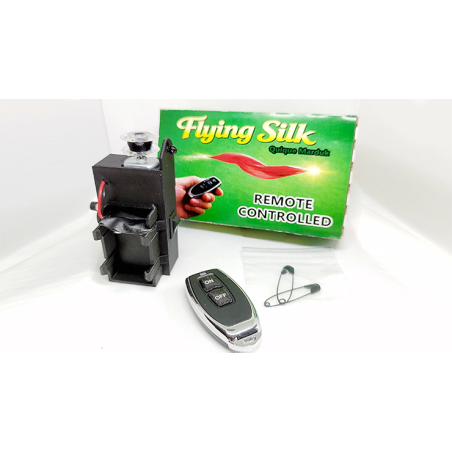 Remote Control Flying Silk by Quique Marduk wwww.magiedirecte.com