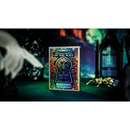 Keyhole Reflections on the Wall Playing Cards by Fashion TCC wwww.magiedirecte.com