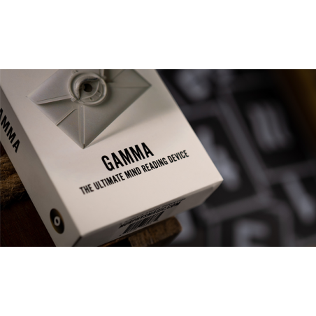 Gamma by Nikolas Mavresis and David Jonathan wwww.magiedirecte.com