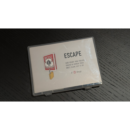 Escape (Red) by Patricio Teran wwww.magiedirecte.com