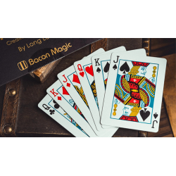 Color Betrayal (Red Court Card) by Long Long & Bacon Magic wwww.magiedirecte.com