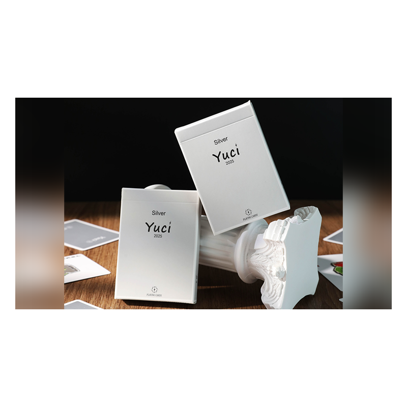 Yuci Silver Playing Cards by TCC wwww.magiedirecte.com