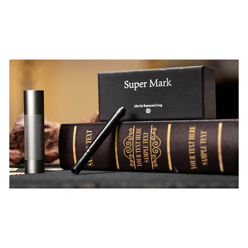 Super Mark by Raymond Iong wwww.magiedirecte.com