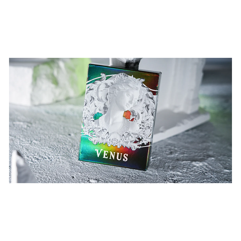 Alabaster Venus HOLO Playing Cards by TCC Fashion wwww.magiedirecte.com