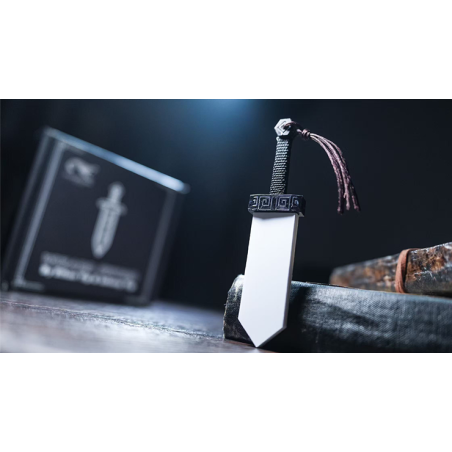 Wizard Sword by Ethan Yip & Johnny Yip wwww.magiedirecte.com