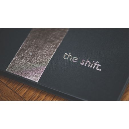 Studio52 presents The Shift by Ben Earl - Livre de Magie wwww.magiedirecte.com